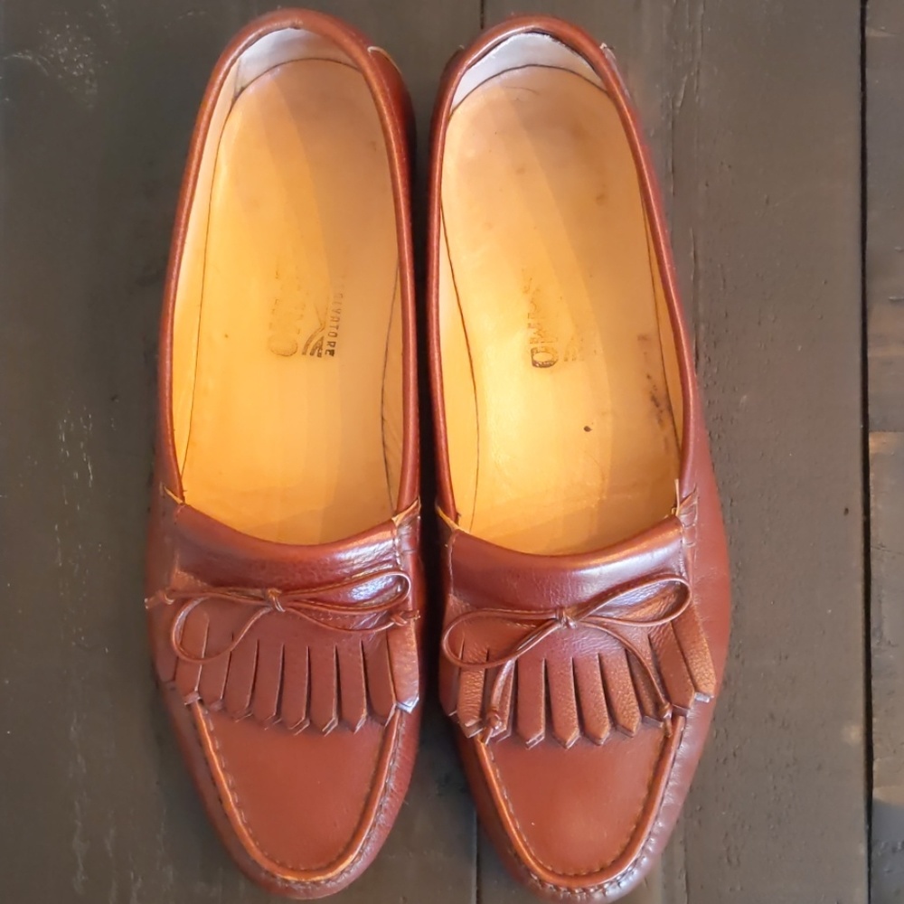 Salvatore Ferragamo Leather Kiltie Loafer